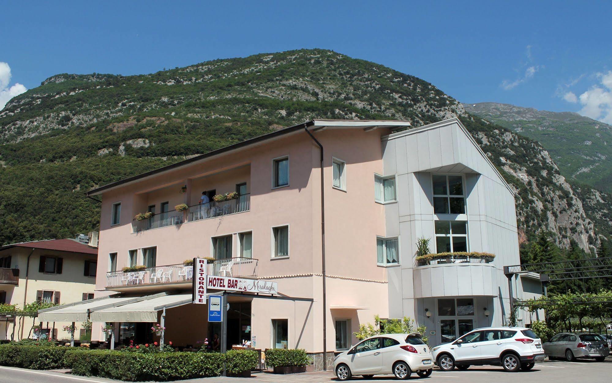 Albergo Miralaghi Padergnone Εξωτερικό φωτογραφία